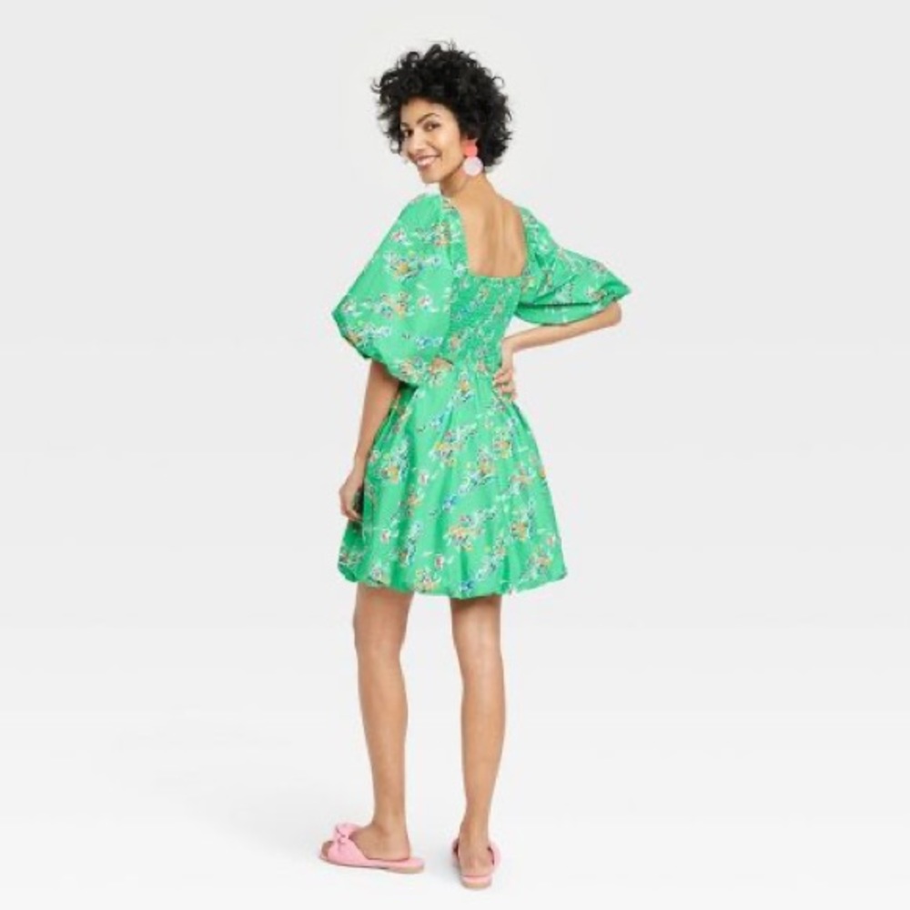 🎀 Host Pick 🎀 Puff Short Sleeve Cut Out Bubble A-Line Dress